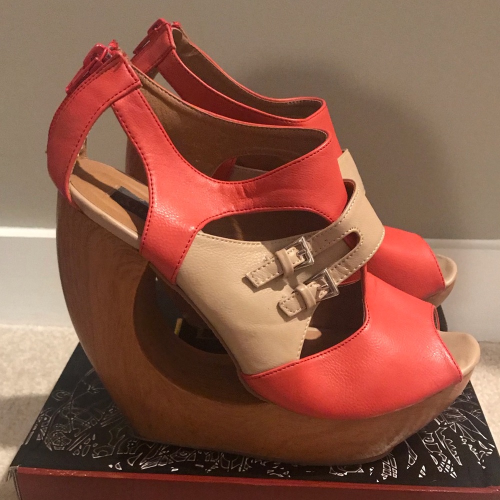 Color-blocked Wedges!